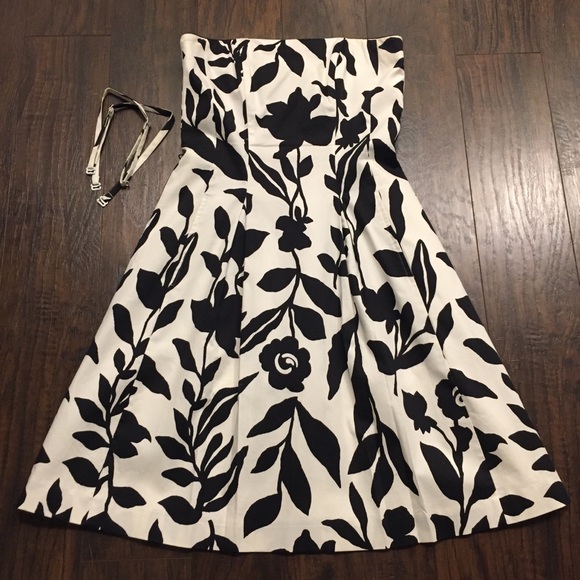 White House Black Market Dresses & Skirts - Floral Dress